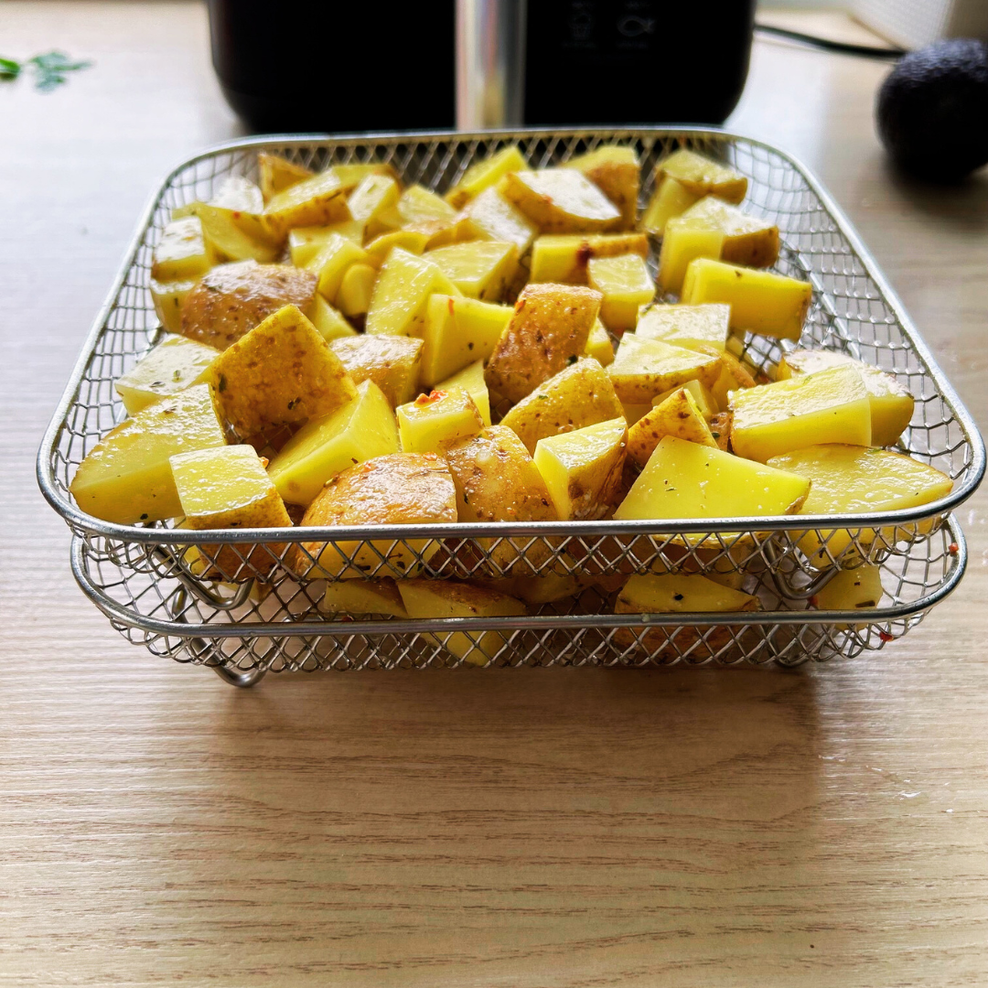 Stackable baskets for even air cooking (x3) 
