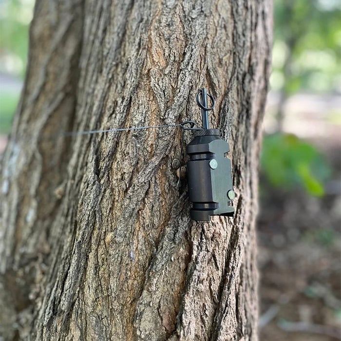 Declanșator perimetric descurajator pentru exterior 