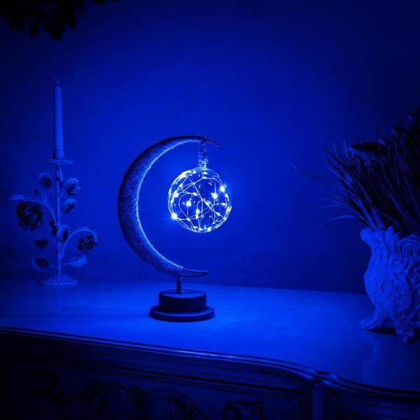 Hanging moon lamp for a magical atmosphere 