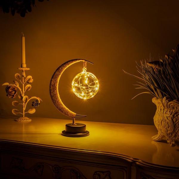 Hanging moon lamp for a magical atmosphere 
