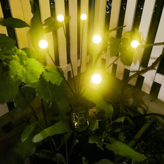 Tuinlampen met vuurvliegjes 